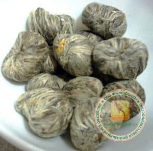 Связанные вручную шарики из зеленого чая с цветами лотоса и жасмина - 1 кг. (примерно 140 шариков). Количество ограниченно.